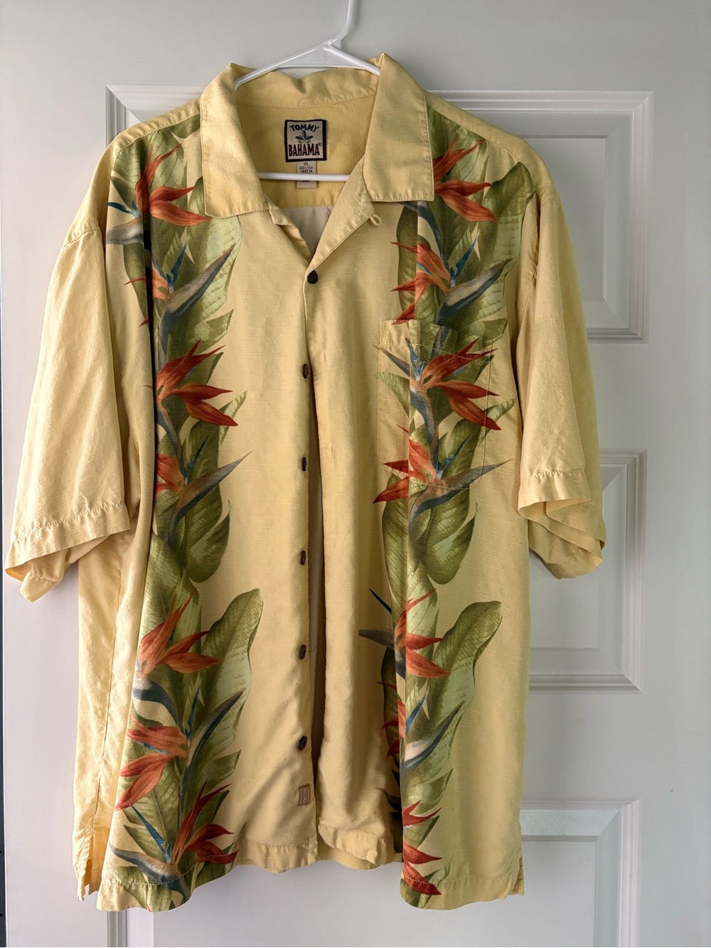 Tommy Bahama Pale Yellow Tropical Print Camp Shirt - Picture 1 of 4